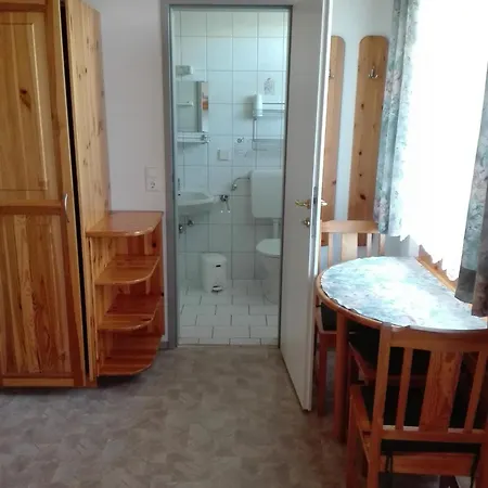 Bauernhof-pension Puschnikhof בית חווה *