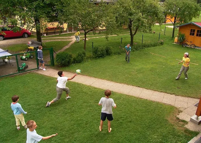 Bauernhof-pension Puschnikhof Farm stay *